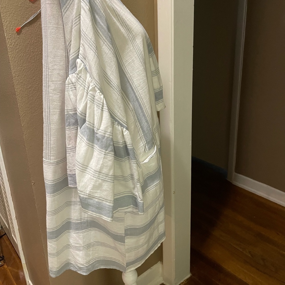 Wrap - Picture 2 of 4